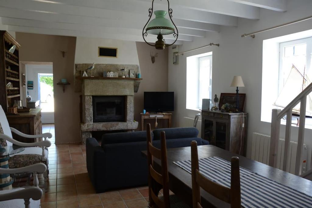Petite Maison Bretonne Pour 4 Personnes Plounerin Exterior photo